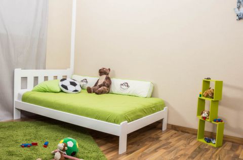 Kinderbett / Jugendbett Kiefer Vollholz massiv weiß lackiert A21, inkl. Lattenrost - Abmessung 120 x 200 cm 