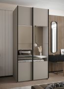 Kleiderschrank / Schiebetürenschrank | 6 Fächer | Spiegel | Soft-Close | 245,5 x 120 x 64 cm | 2 Schiebetüren | 2 Kleiderstangen | Farbe: Kaschmir