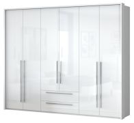 Drehtürenschrank / Kleiderschrank mit LED-Rahmen Siumu 33, Farbe: Weiß / Weiß Hochglanz - 226 x 277 x 60 cm (H x B x T)