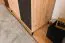Kleiderschrank mit einer Kleiderstange Lassila 01, Farbe: Eiche Artisan / Schwarz - Abmessungen: 191 x 92 x 54 cm (H x B x T), mit 2 Türen und fünf Fächern