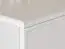 Kommode Roanoke 05, Farbe: Weiß / Weiß Glanz - Abmessungen: 85 x 120 x 40 cm (H x B x T), mit 1 Tür, 3 Schubladen und 2 Fächern