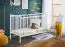 Gitterbett / Babybett aus echtem Kiefernholz Avaldsnes 01, Farbe: Weiß - Abmessungen: 89 x 124 x 65 cm (H x B x T)