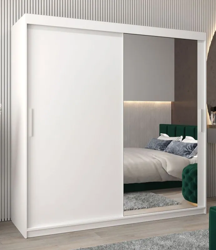 Schiebetürenschrank / Kleiderschrank Bisaurin 5C mit Spiegel, Farbe: Weiß matt - Abmessungen: 200 x 200 x 62 cm ( H x B x T)
