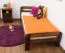 Kinderbett 90 x 200 cm | Massivholz: Kiefer | Nuss Lackiert | inkl. Rollrost Abbildung