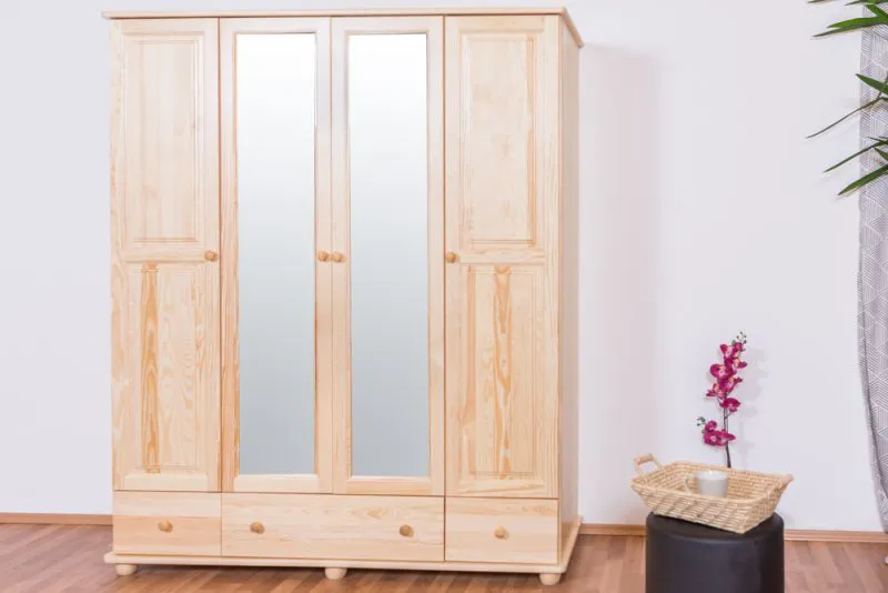Kiefer Schrank