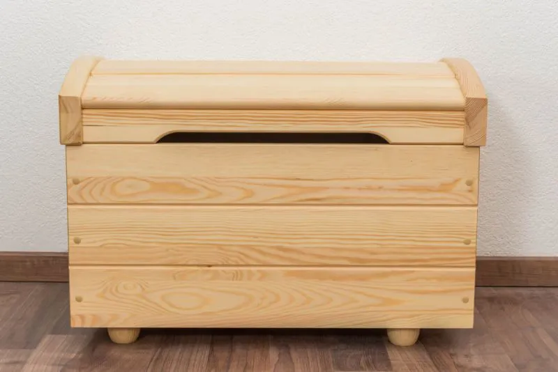 Große Holztruhe