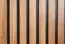 Kommode Slatina 62, Farbe: Eiche / Schwarz, teilmassiv - Abmessungen: 96 x 91 x 45 cm (H x B x T)