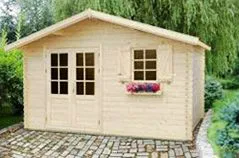 Holz-Gartenhaus 3,98 x 3,98 Meter (inkl. Dach) | Naturbelassen | Satteldach | 44 mm Blockbohlen-Haus Abbildung