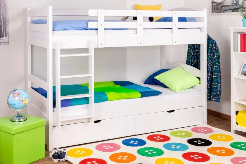 Etagenbett / Stockbett "Easy Premium Line" K17/n inkl. 2 Schubladen und 2 Abdeckblenden, Buche Vollholz massiv Weiß, Liegefläche: 90 x 200 cm (B x L), teilbar