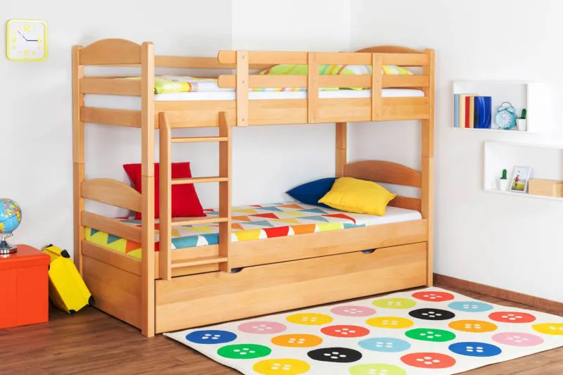 90 x 200 cm Stockbett inkl. Ausziehbett für 3. Liegeplatz 90 x 190 cm (Bettkasten/Stauraum) | Massivholz: Buche | Natur Lackiert | umbaubar/teilbar in zwei Einzelbetten | inkl. Rollroste Abbildung